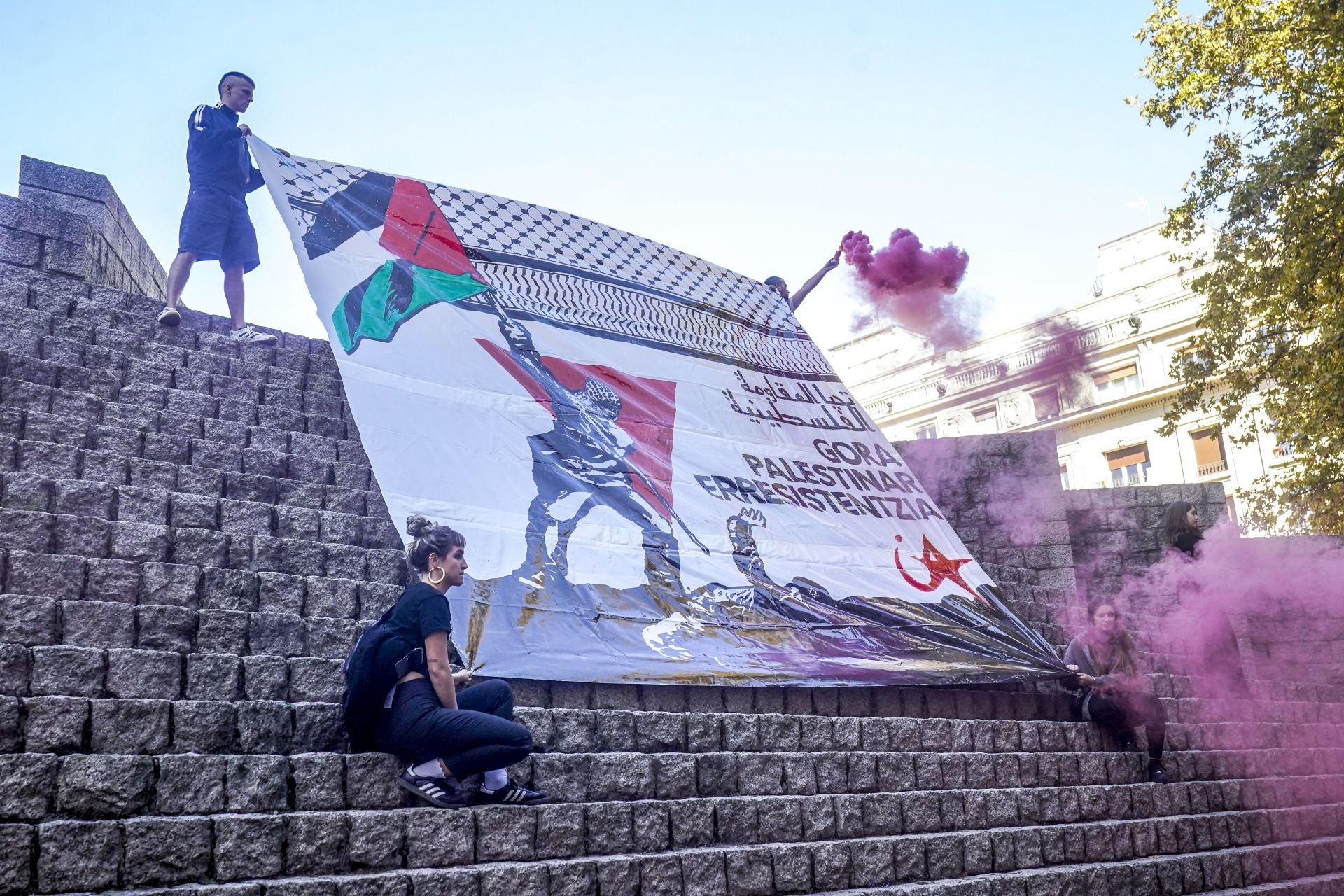 Las imágenes de las protestas propalestina en Vitoria