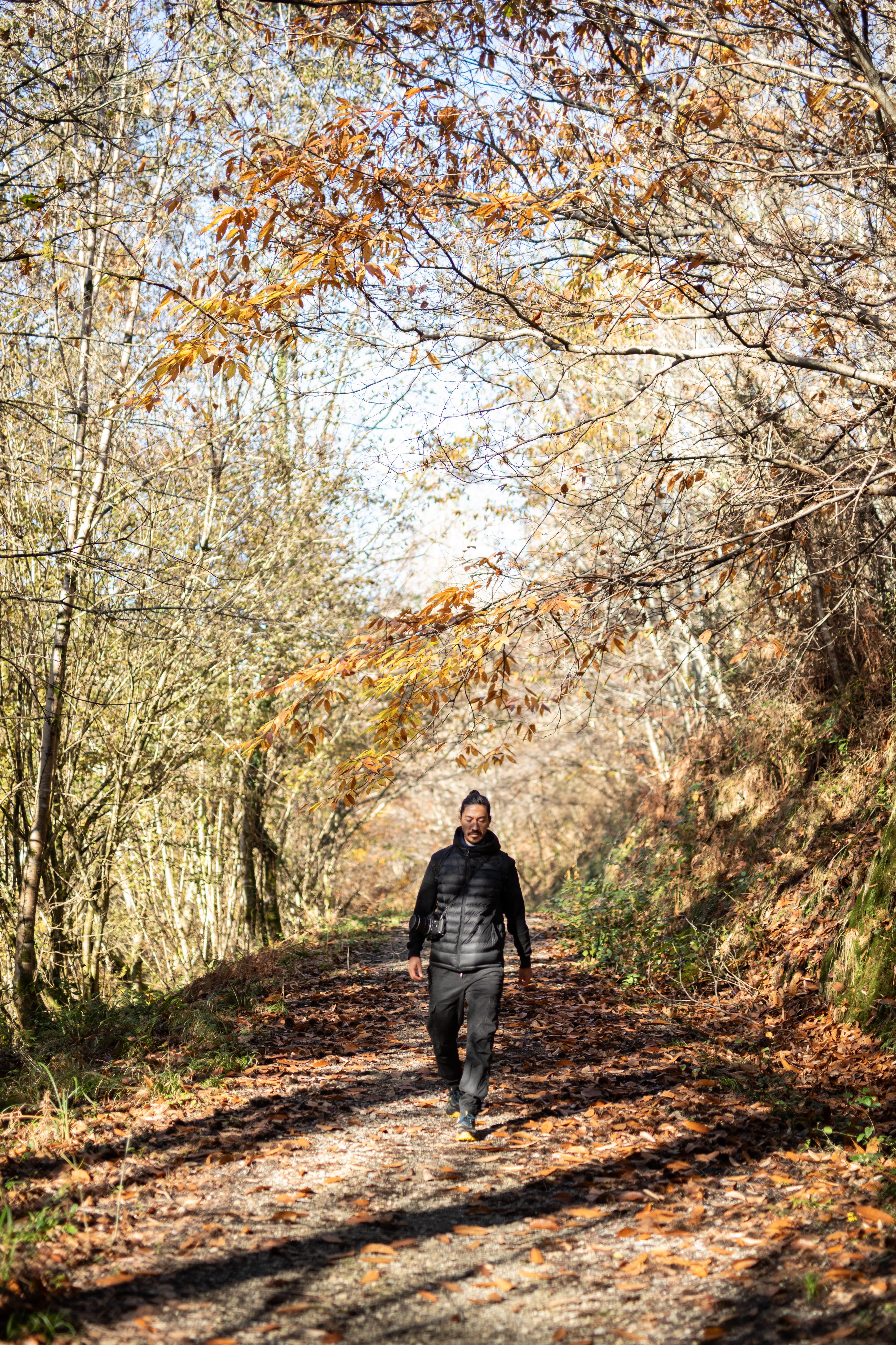La práctica del senderismo es una de las alternativas elegidas por los turistas para conocer Urdaibai.