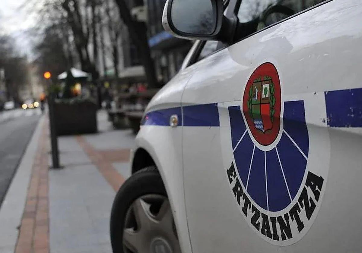 Detenido por robar una riñonera a una turista en Indautxu y coger el autobús para huir