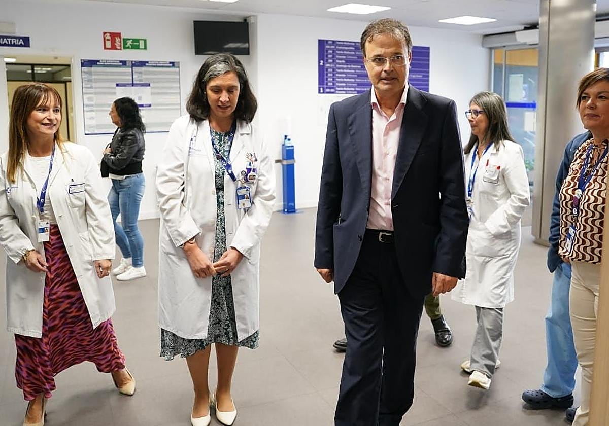 El consejero vasco de Salud, Alberto Martínez, durante la presentación de la campaña de vacunación.
