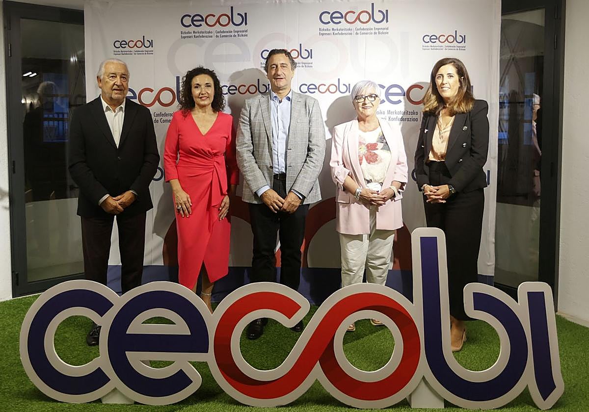 Pedro Campo, Laura Batán, Alfonso San Vicente, Izaskun Gómez Cermeño y María López Negrete.