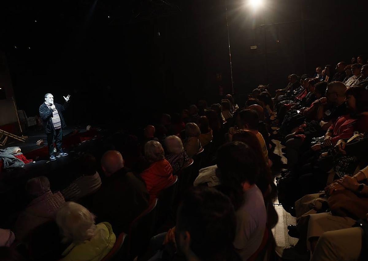 Imagen secundaria 1 - Los espectadores llenaron Pabellón 6 en su despedida, a la espera de que Garabia acoja representaciones desde noviembre.