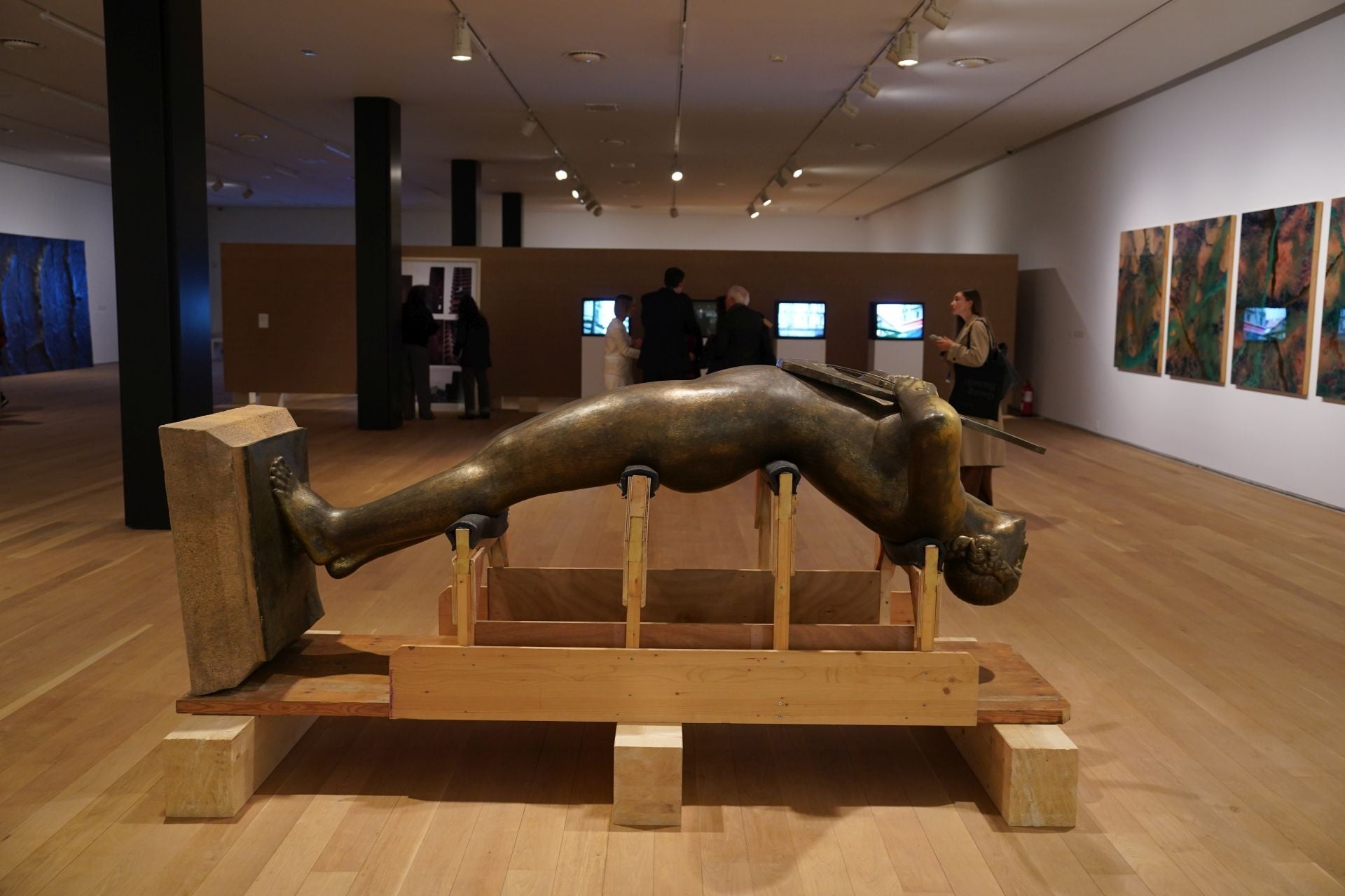 Entre la 'Vista de Bilbao' en 1700, las planchas metálicas de Vicinay y la musa Euterpe tumbada | El Correo