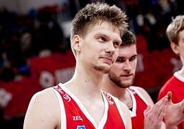 Savkov promedia más de 20 minutos de media.