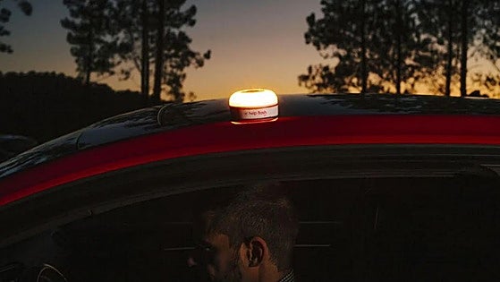 Último aviso de la DGT para comprar el nuevo dispositivo para señalizar los accidentes
