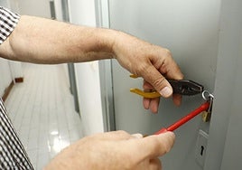 Le pillan in fraganti robando en un trastero de Vitoria