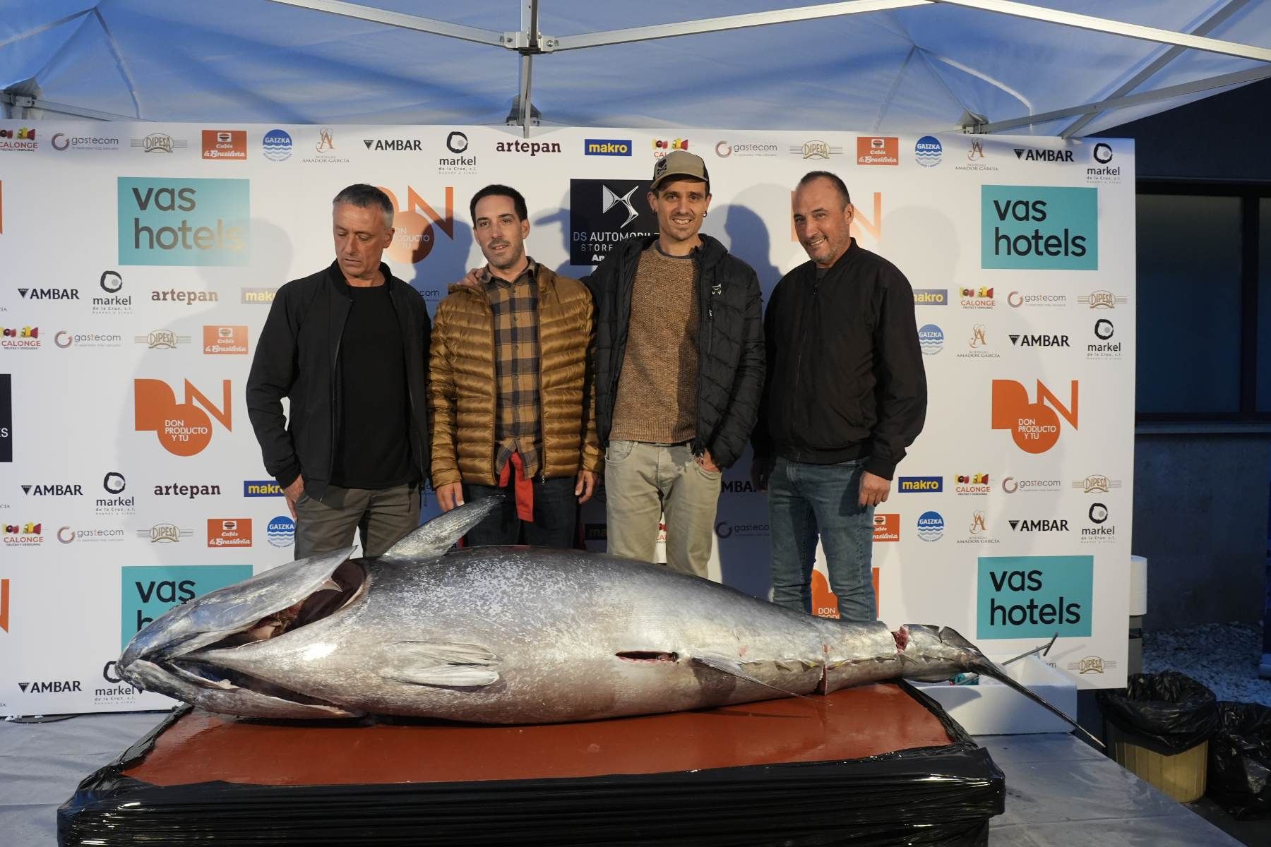 Aitor Oyar, Jon Martínez, Joseba Luzuriaga y Sergio Fernández de Luco.