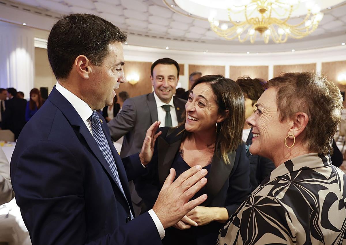 Imagen secundaria 1 - Nutrida presencia empresarial y Esteban y Ortuzar, de nuevo juntos