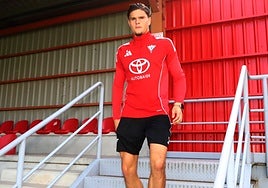 El futbolista rojillo, tras el entrenamiento de este miércoles.