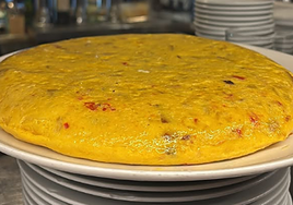 La tortilla de patata picante del bar Txintxirri ha sido elegida como la segunda mejor de España en la categoría 'con'.