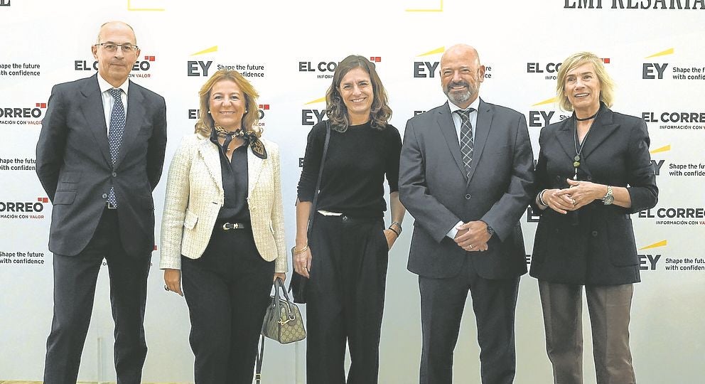 Adolfo Rey, Tamara Yagüe, Ana Barandiaran, Guillermo Buces y Begoña San Miguel.