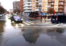 El cruce de Ronda inundado en la crecida de enero de 2019.