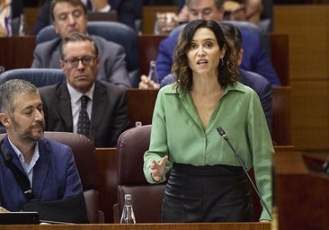 Ayuso indigna al Gobierno al oponerse al registro de médicos objetores: «¡Váyanse a otro lado a abortar!»