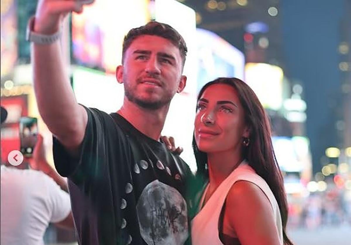 Laporte, junto a su mujer.