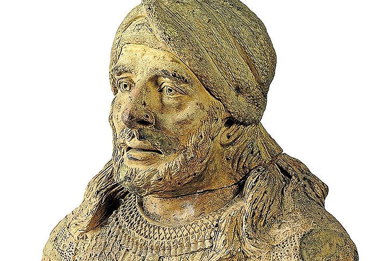 Busto de un hombre marroquí en terracota, con el tocado típico de la gente del Rif (1700).