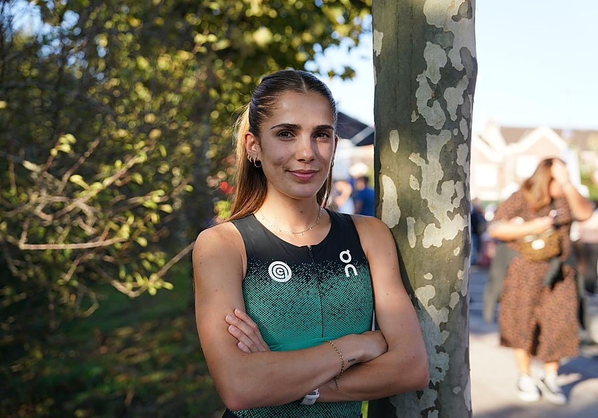 Marta García posa antes de ganar la Milla de Berango.