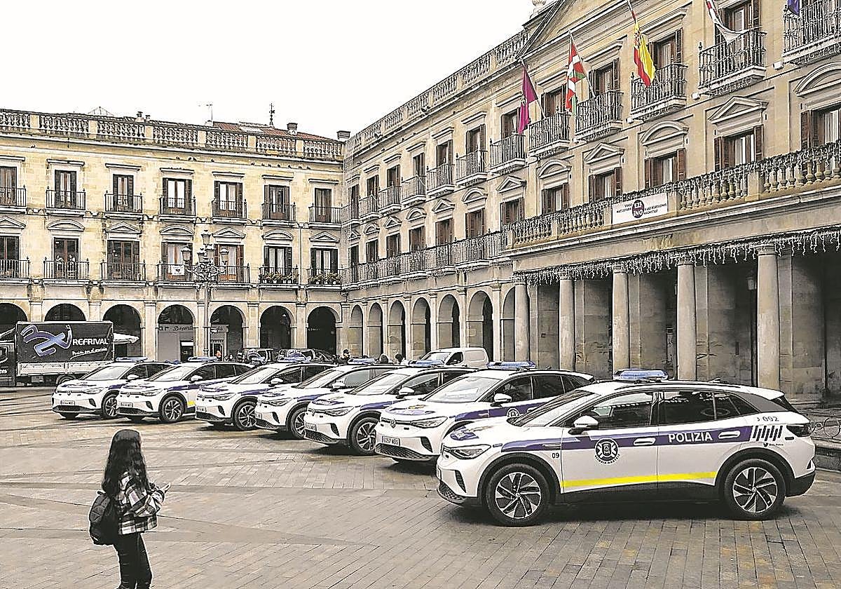 Suben los coches eléctricos públicos en Vitoria con la Zona de Bajas Emisiones en marcha