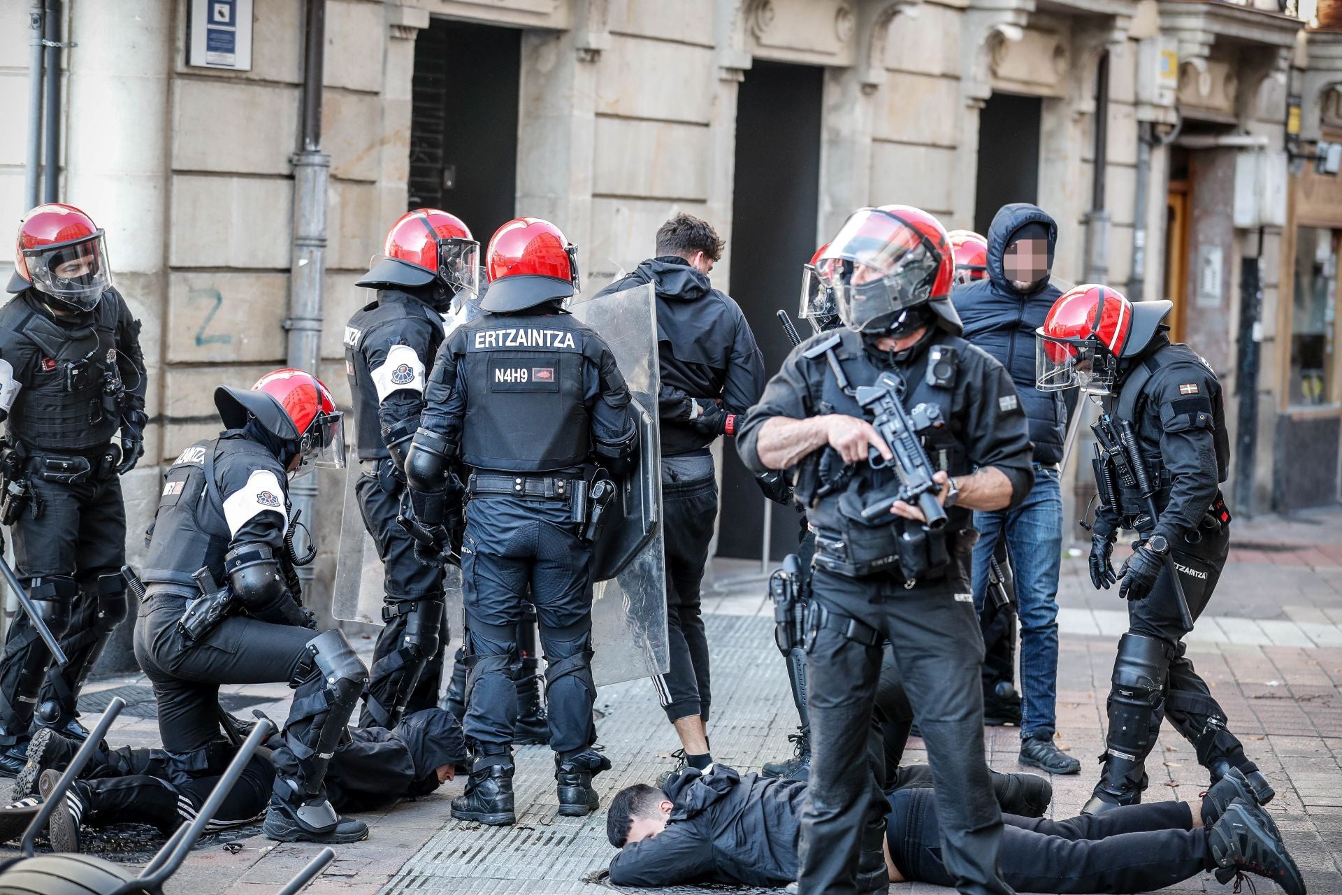 Batalla campal en Vitoria por la presencia de La Falange