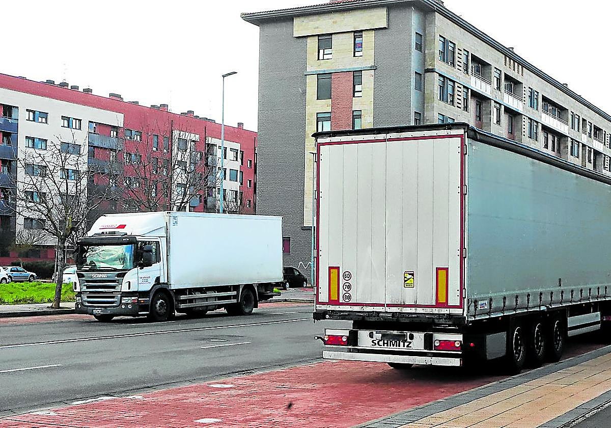 Muchas veces quedan atascados y tienen que ser ayudados por otros conductores para salir de nuevo.