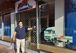 Jesús Rodríguez, jubilado desde este verano, en una de las cuatro sedes de su negocio, ubicada en Barakaldo.