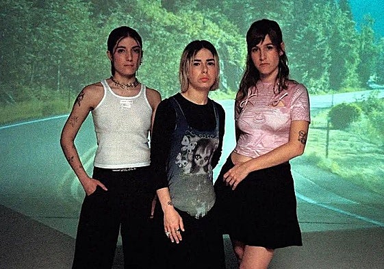 María Talaverano, Paola Rivero y Alicia Ros en la promoción de su último disco.
