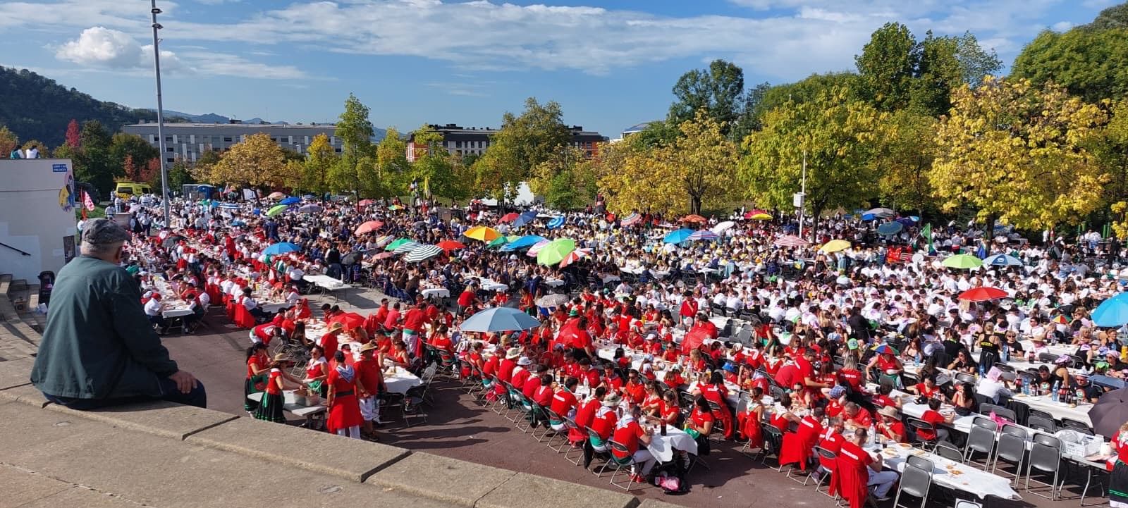 Basauri se entrega a San Fausto