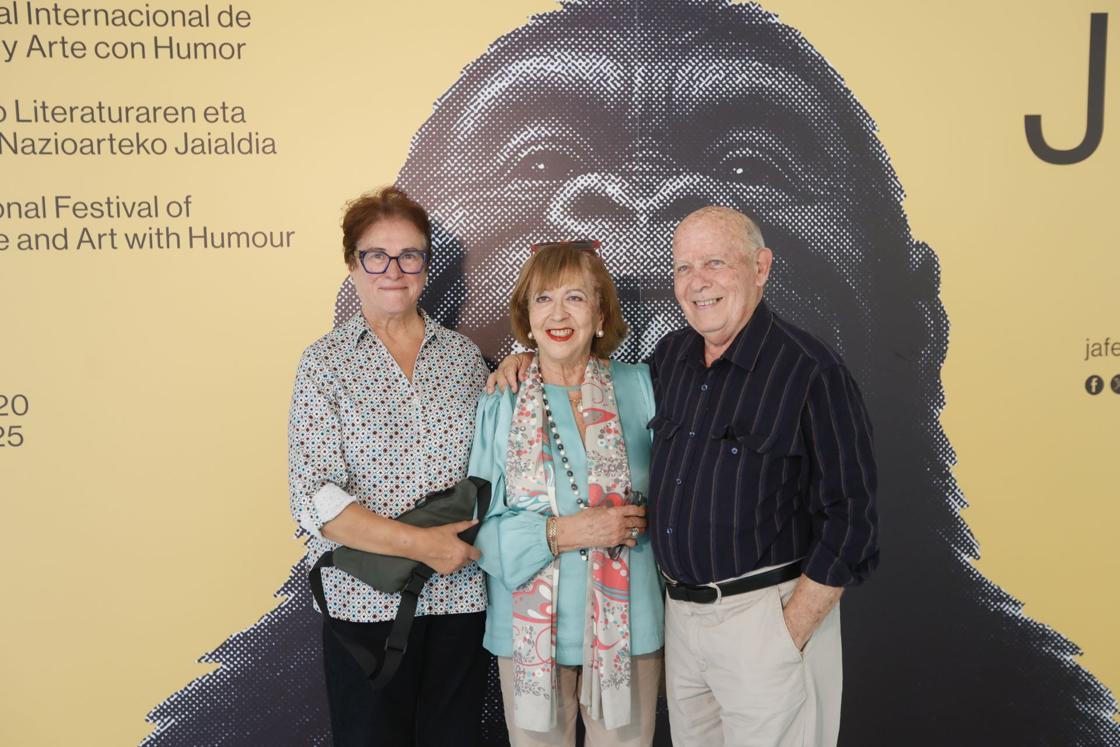 Edurne Etxeandia, Mercedes Aldamiz y Luis Chagartegui.