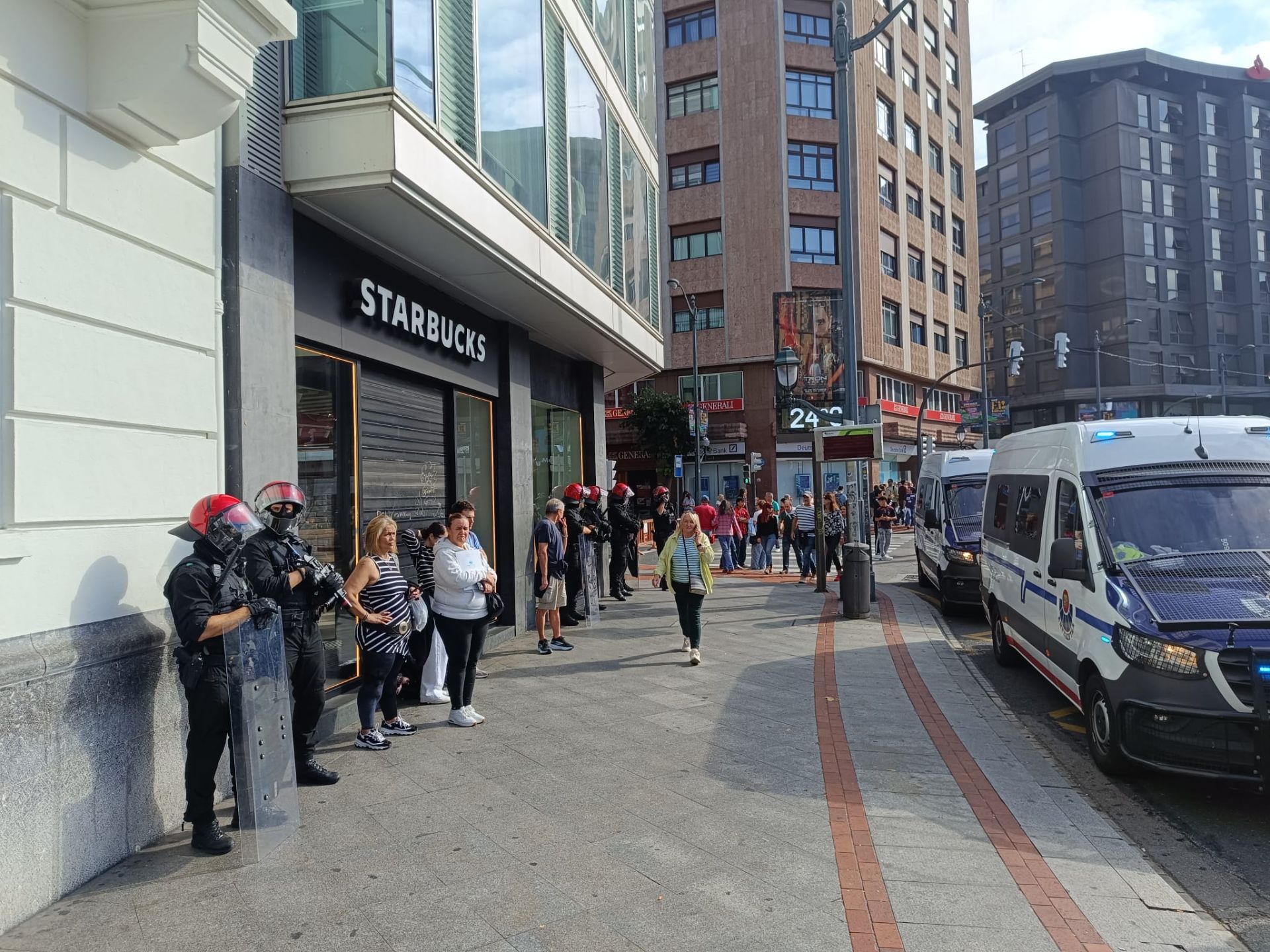 La jornada de huelga en apoyo a Palestina en Bizkaia, en imágenes