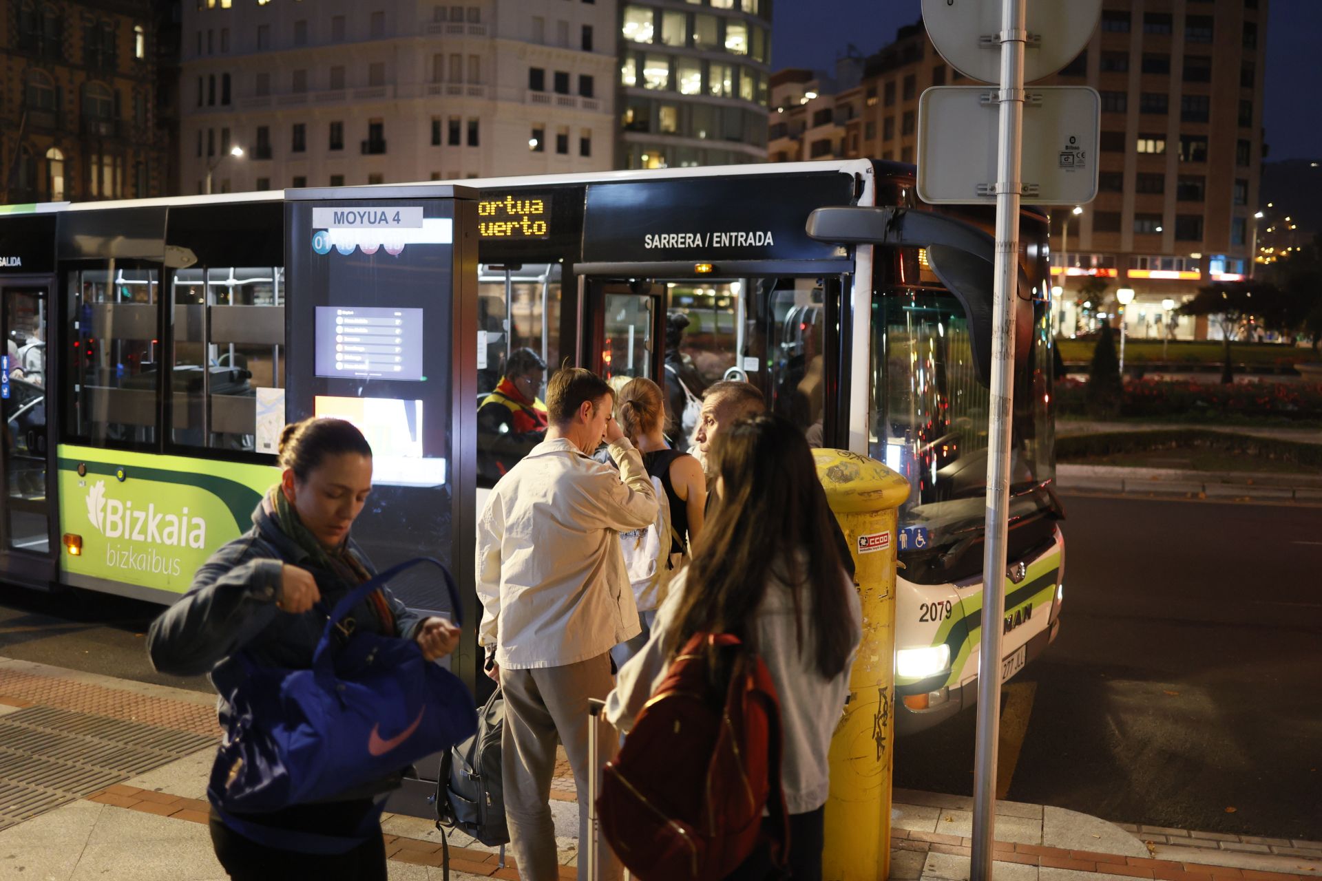 La jornada de huelga en apoyo a Palestina en Bizkaia, en imágenes