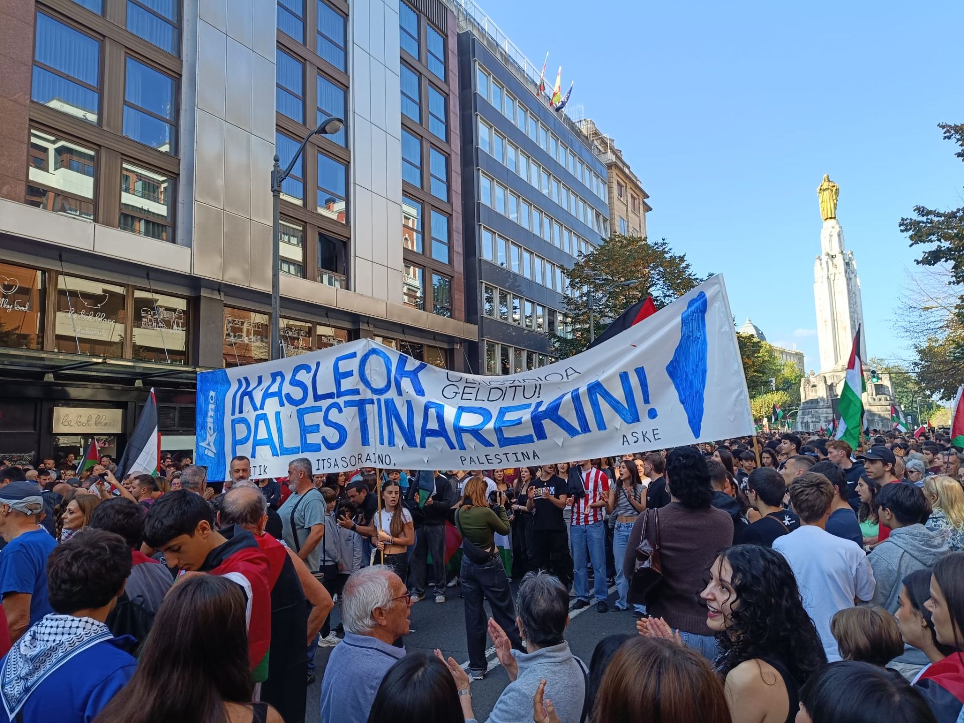 La jornada de huelga en apoyo a Palestina en Bizkaia, en imágenes
