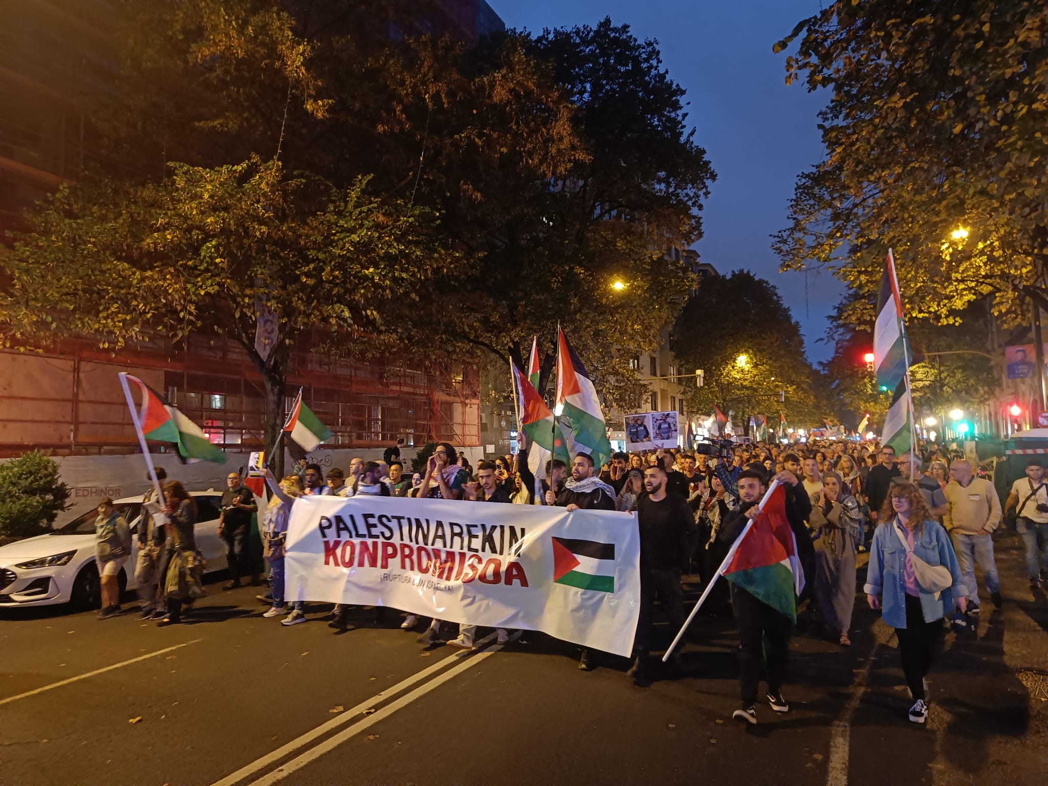 La jornada de huelga en apoyo a Palestina en Bizkaia, en imágenes