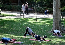 Yoga y charlas para mejorar hábitos y sexualidad en Bilbao