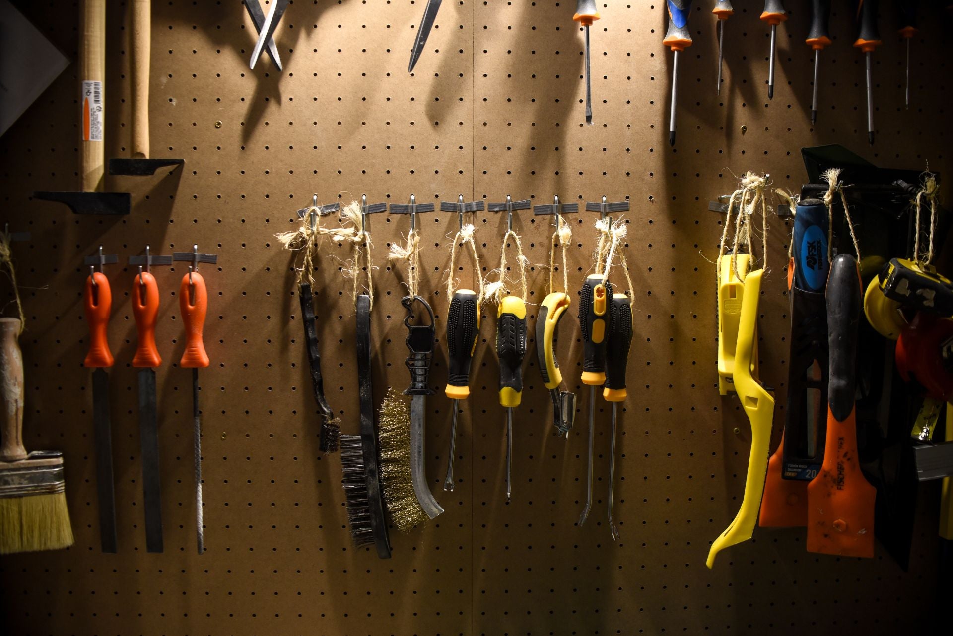 Marta deja la consultoría en Madrid y abre su tienda de muebles restaurados en Getxo