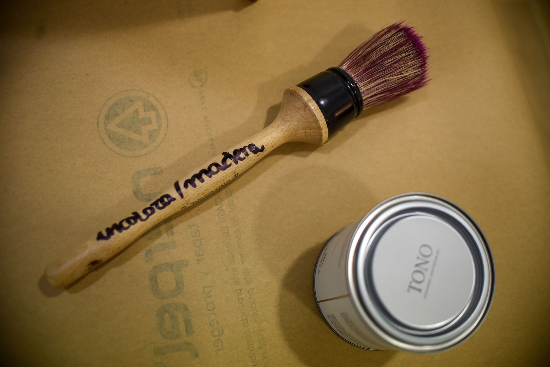 Marta deja la consultoría en Madrid y abre su tienda de muebles restaurados en Getxo