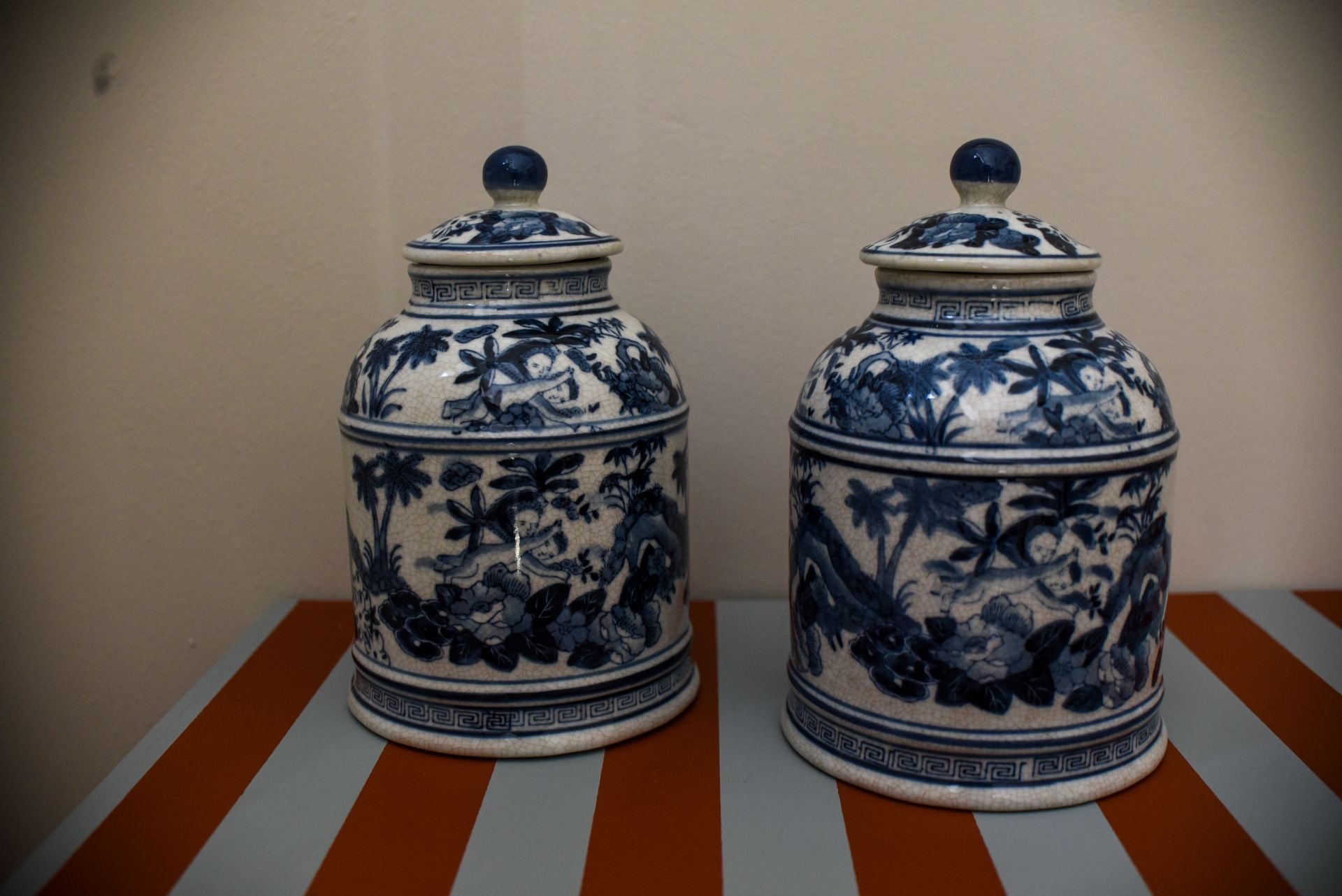 Marta deja la consultoría en Madrid y abre su tienda de muebles restaurados en Getxo