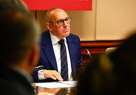 González insta a la oposición a pactar unos presupuestos «a la altura de los países más prósperos de Europa»