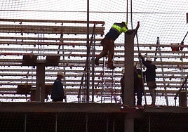 En la construcción del País Vasco los cotizantes extranjeros suponen ya algo más de dos de cada diez (casi un 22%) del total.