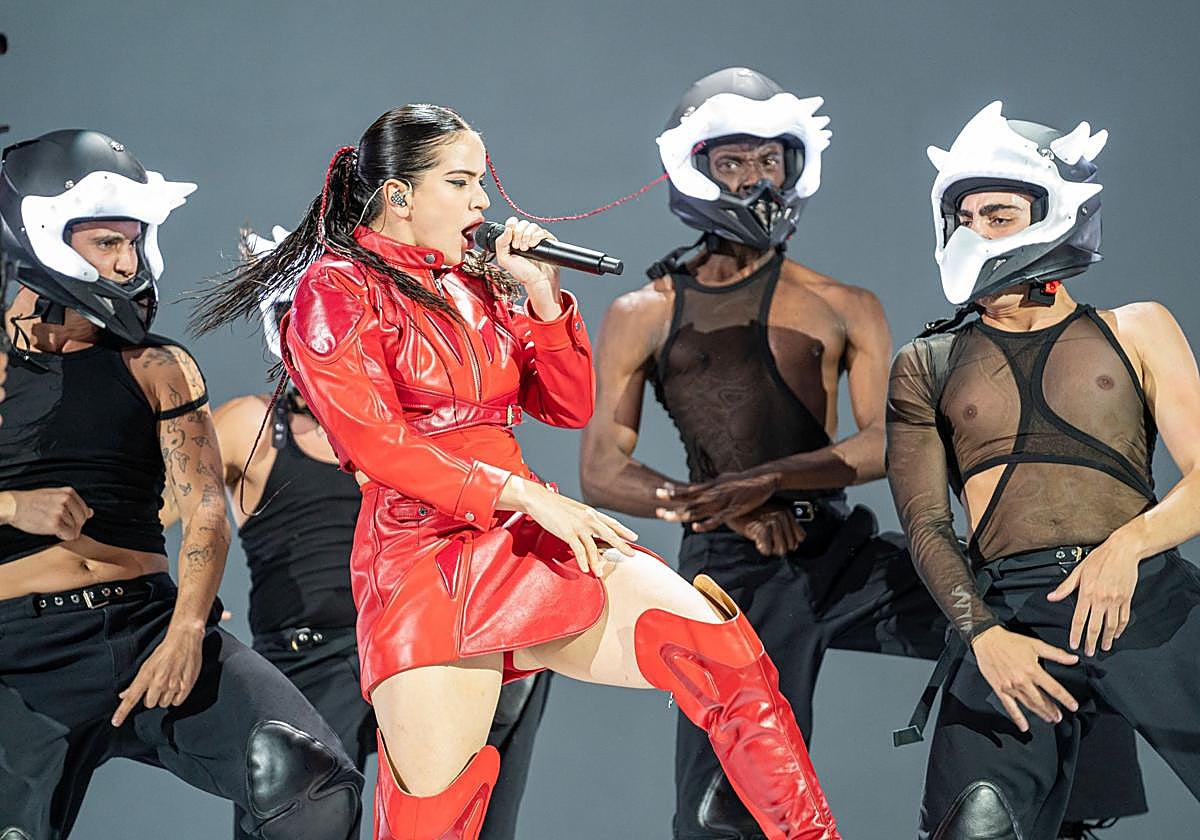 Rosalía, en una actuación en Barcelona.