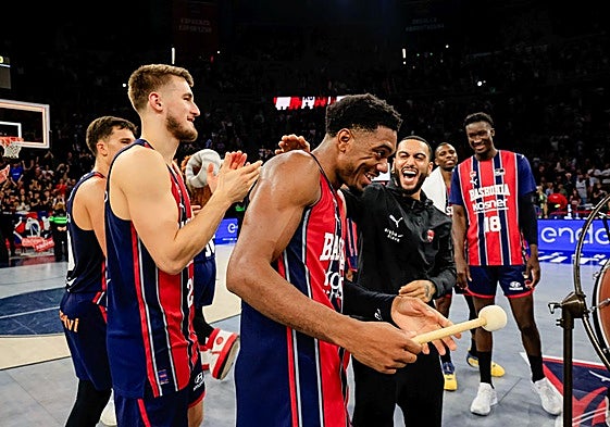 Forrest y Howard se perderán «las próximas semanas» de competición por lesión