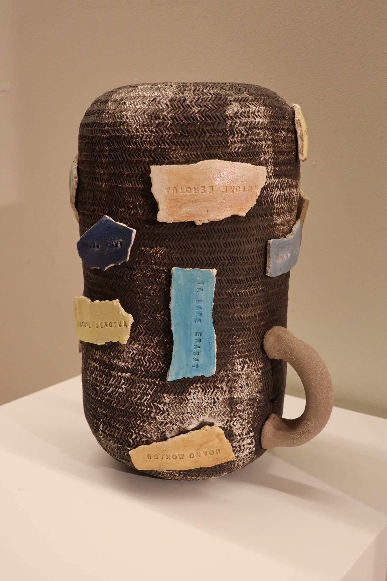 &#039;Markos Gimenoren Karteletrak&#039; erakusketa, irudietan