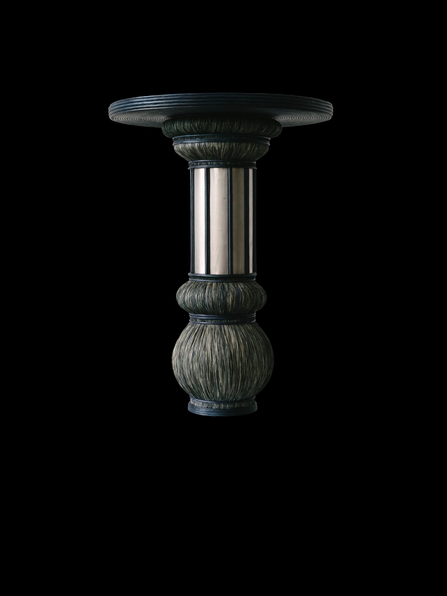 Gabriela Sagarminaga, la artista bilbaína que crea criaturas marinas gigantes para los escaparates de Hermès