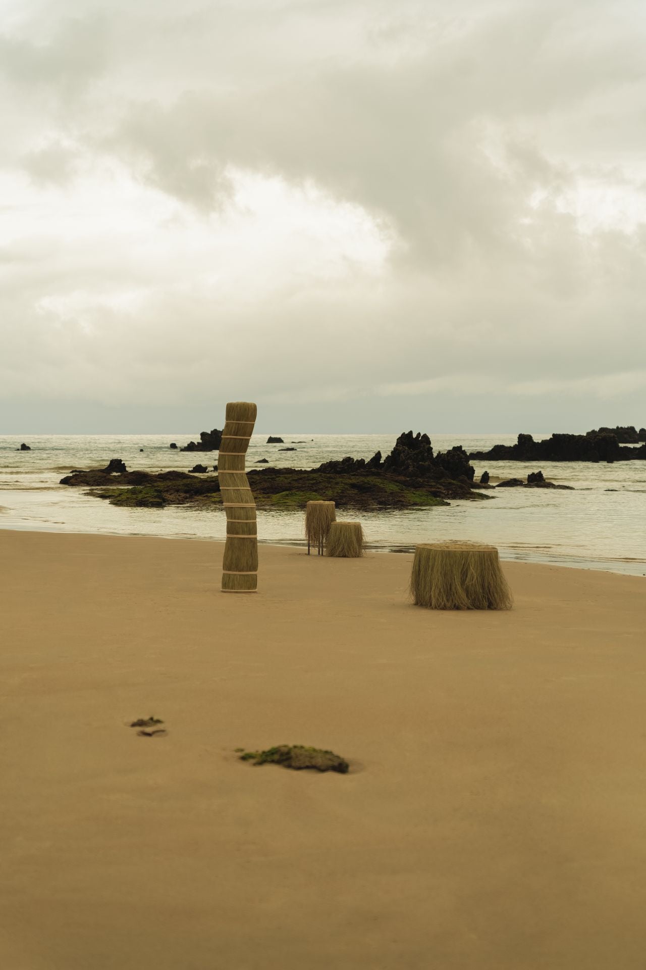 Gabriela Sagarminaga, la artista bilbaína que crea criaturas marinas gigantes para los escaparates de Hermès