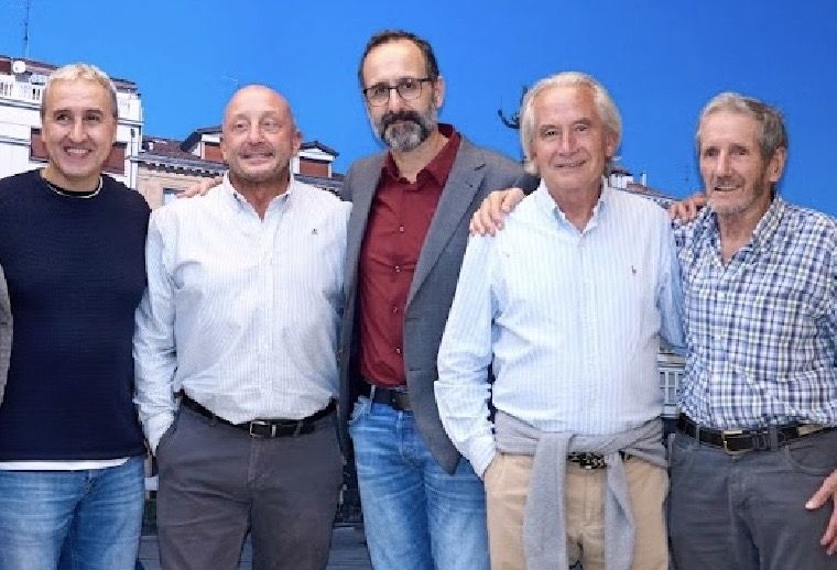 Juanan Compañón, Iván Saldaña, Miguel Garcés, Juan Mendizábal y Txomin Uriarte.