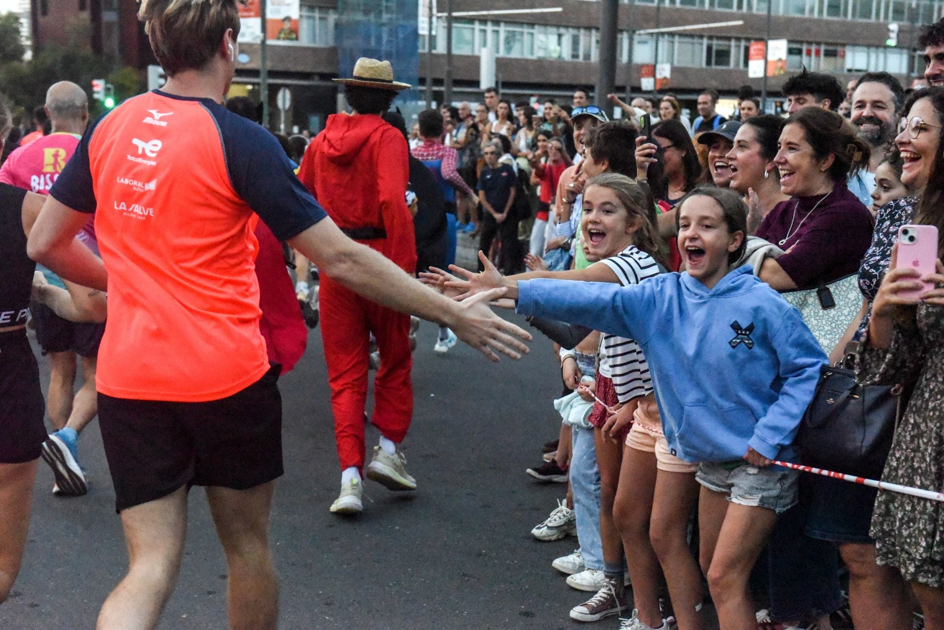 Bilbao se vuelca con el Night Running Fest