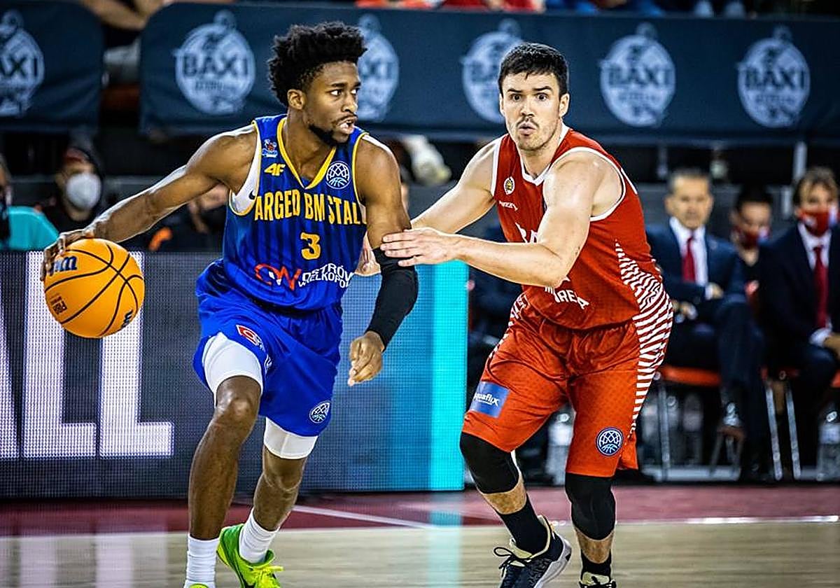 Kobi Simmons, nuevo base del Baskonia para los próximos dos meses