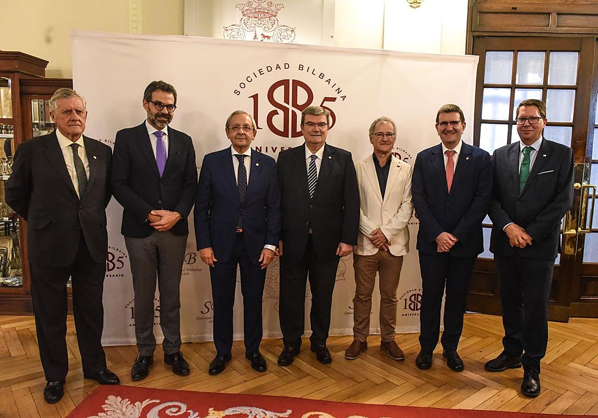 Juan María Saénz de Buruaga, Carlos García Buendía, Juan Ignacio Goiria, Juan Mari Aburto, Joxerramon Bengoetxea, Juan José Etxeberria y Gonzálo Olabarria.