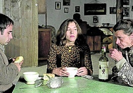 Ovidi Montllor, Alicia Sánchez y Lola Gaos en 'Furtivos' (1975), de José Luis Borau.