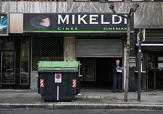 Fotografía de archivo de los cines Mikeldi.