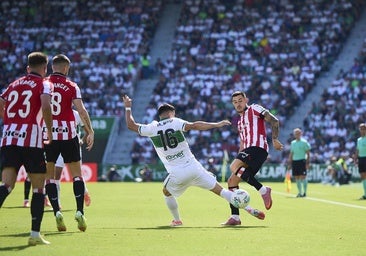 LaLiga rectifica tras ser acusada de censura y muestra el plante en el Elche-Athletic