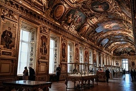 La galería Apolo del Louvre, donde se cometió el robo.